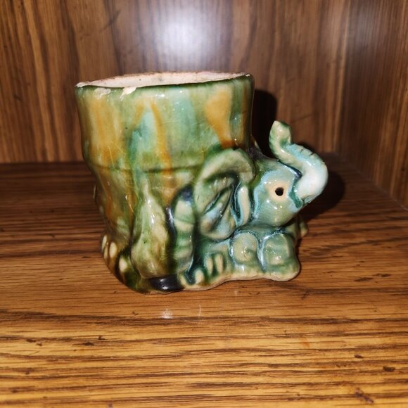 Vintage Green Ceramic Elephant Vase with Unique Trunk Design & Glossy Finish - Picture 5 of 11